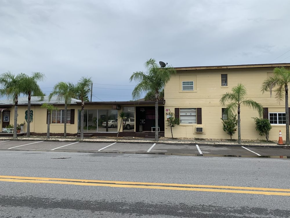 THE ST. PETE BEACH VILLAS (14-UNIT APARTMENT COMPLEX)- SELLER FINANCING AVAILABLE! : 550 Corey Ave, St Pete Beach, FL 33706
